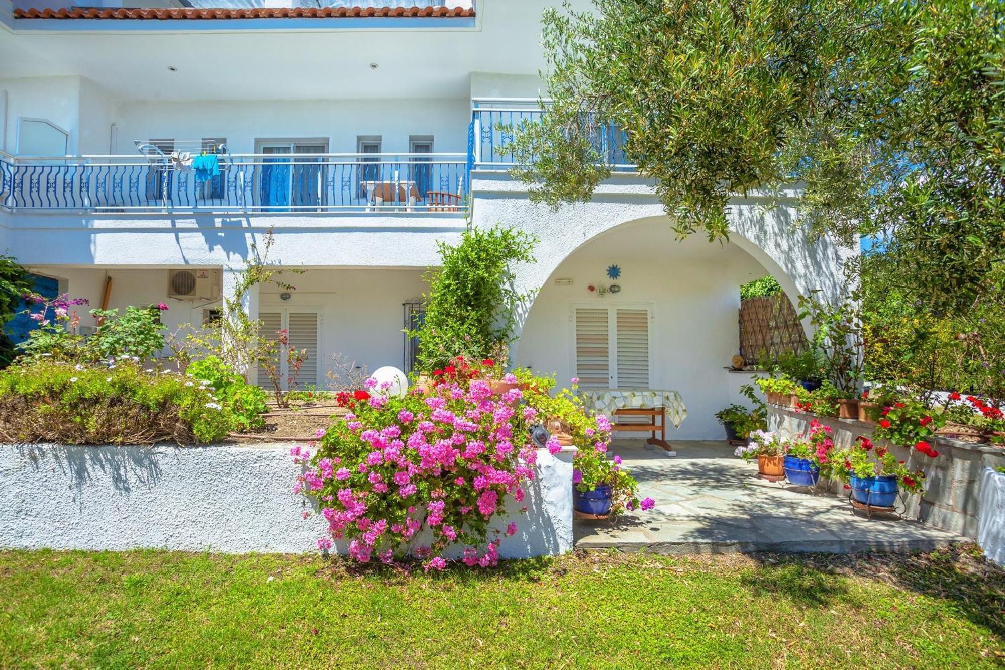 Xenios Faros Apartments Possidi Ngoại thất bức ảnh